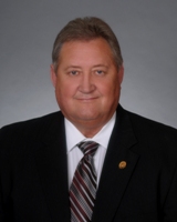 Photo of Representative Larry Cowling (D)