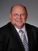 Photo of Representative James Ratliff (D)