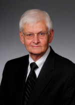 Photo of Senator Uvalde Lindsey (D)