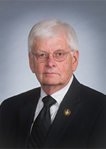 Photo of Senator Uvalde Lindsey (D)