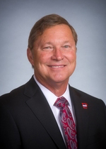 Photo of Representative Roger D. Lynch (R)