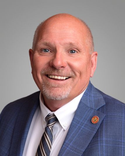 Photo of Representative Jon Milligan (R)