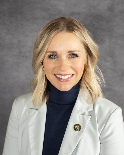 Photo of Senator Breanne Davis (R)